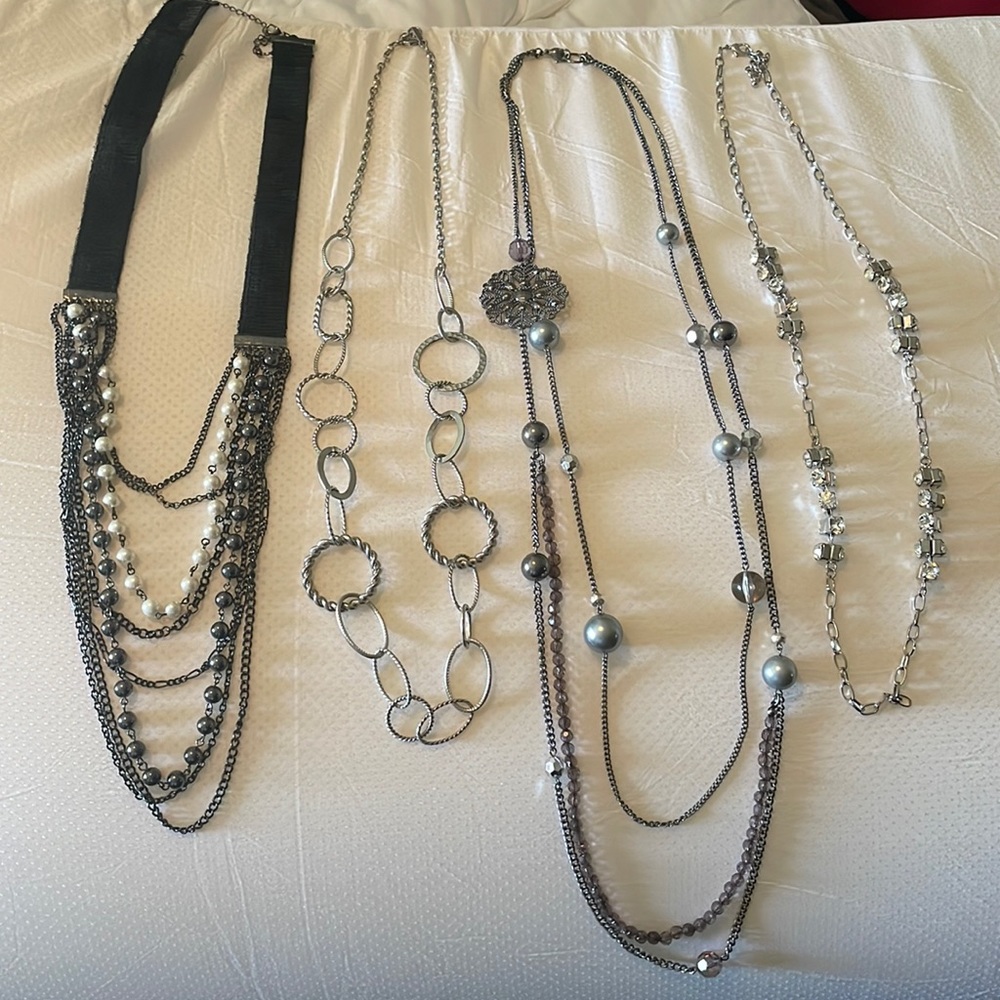 Necklace Bundle 5 ~ Express ~ Daisy Fuentes ~ Bead Pearl Necklaces